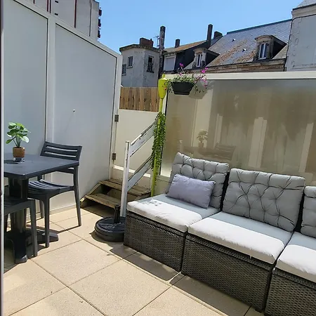 De La 3* La Chaume